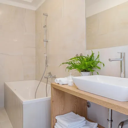 Villa Olive Grove Duće